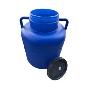 Butoi plastic 80 L cu manere Sterk